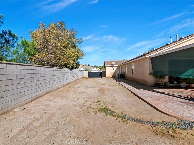 19069 Eldorado Road Perris, CA 92570 - Photo 48 of 49 a view of a outdoor space
