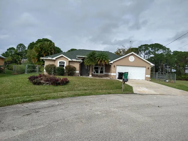 $3,000 | 6444 Northwest Hacienda Court, Port St. Lucie, FL 34986