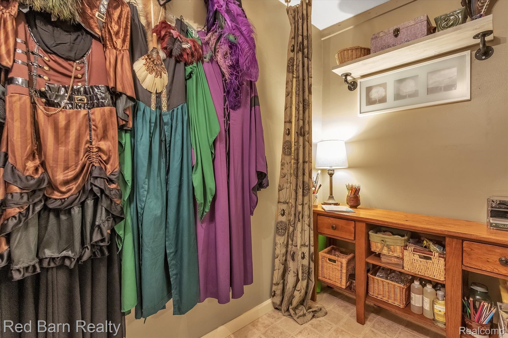 6765 Hitchingham Road Ypsilanti, MI 48197 - Photo 28 of 75 39-6765-Hitchingham-Rd-Windowstill-Real-Estate-Photography-39.jpg