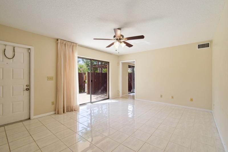 8535 Boca Rio Drive Boca Raton, FL 33433 - Photo 8 of 14 8
