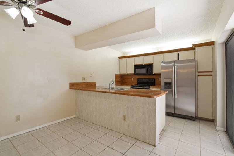 8535 Boca Rio Drive Boca Raton, FL 33433 - Photo 10 of 14 10