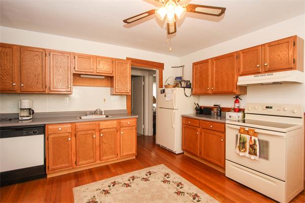 70-72 Gold Street Springfield, MA 01107 - Photo 17 of 23 Gallery Image 17