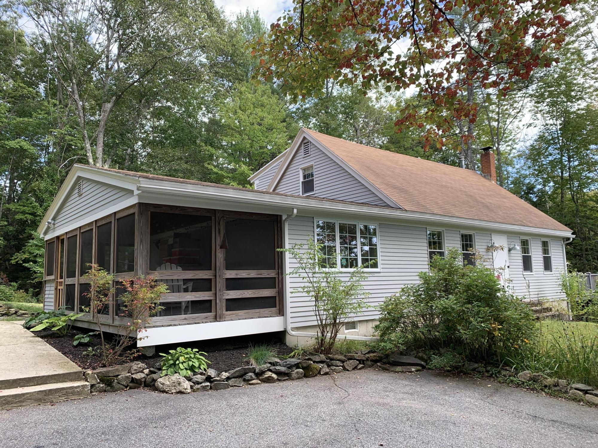 156 Durham Road Freeport, ME 04032 - Photo 2 of 32 Photo Sep 20, 13 29 40
