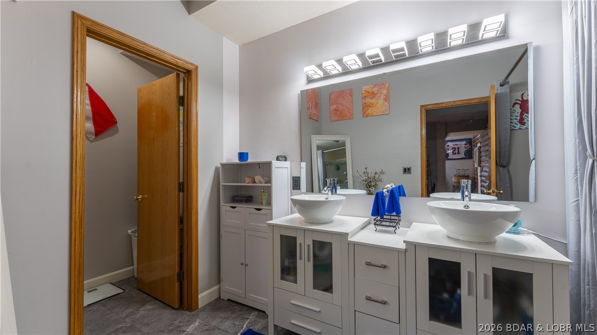 531 Minnowbrook Road Camdenton, MO 65020 - Photo 21 of 53