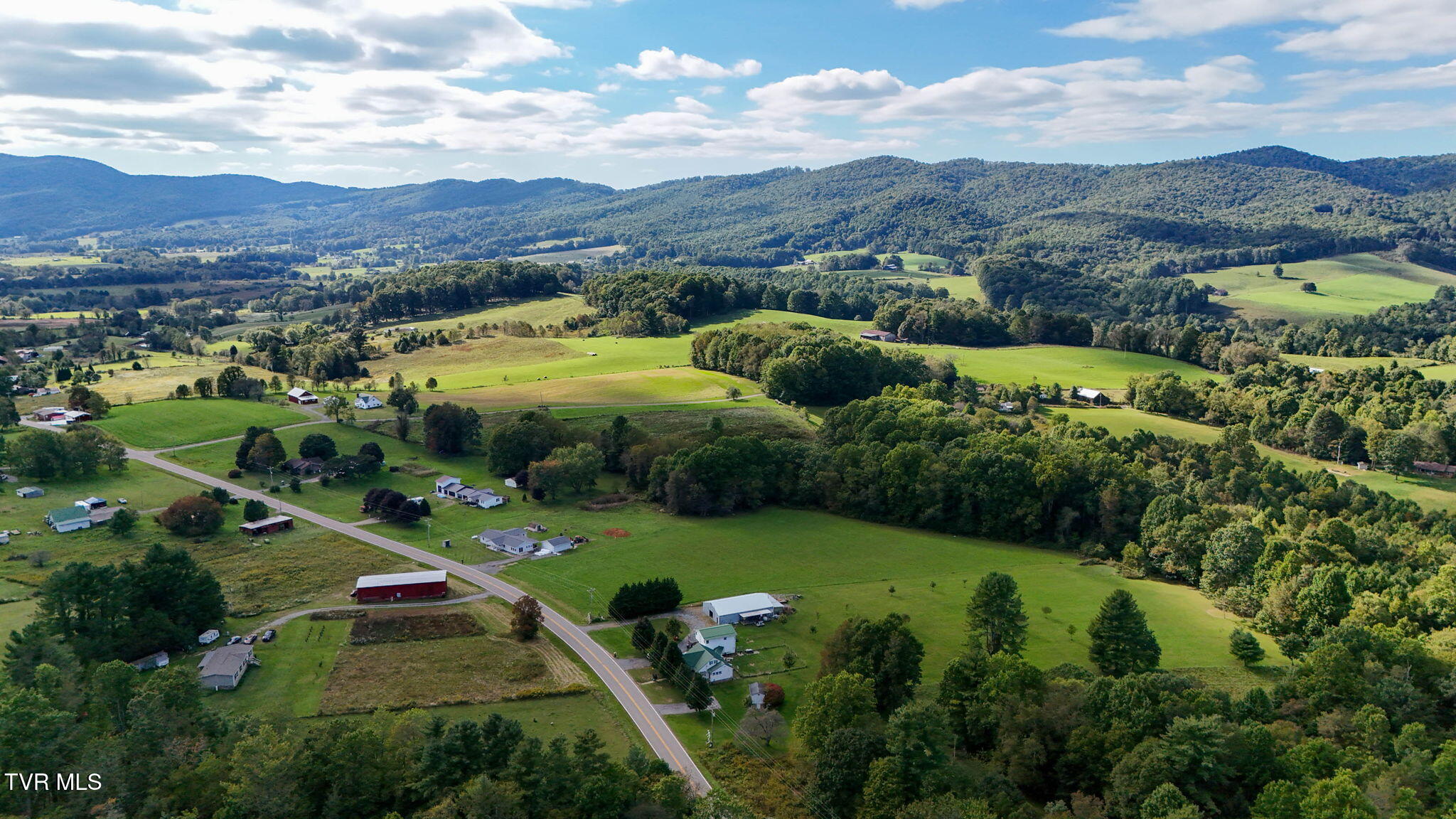 133 Shady Valley Shady Valley, TN 37688 - Photo 20 of 28 28-web-or-mls-TBD TN-133 Drone DOM-29