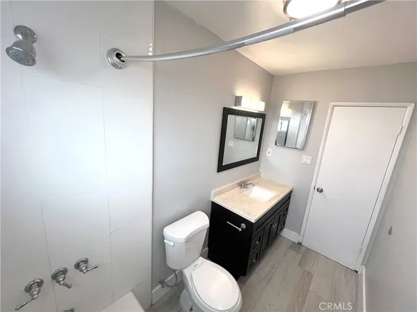 $2,495 | 12706 Kornblum Avenue, Unit C, Hawthorne, CA 90250