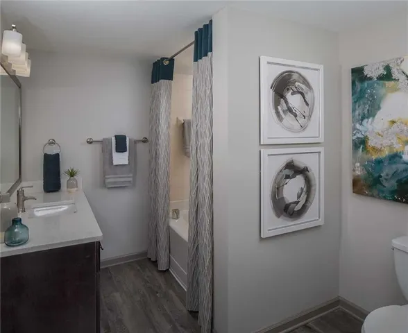 $1,700 | 960 East Paces Ferry Road Northeast, Unit 279, Atlanta, GA 30326