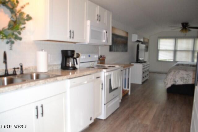 450 Cedar Hill Road Celina, TN 38551 - Photo 47 of 60 Unit 3- Upper Unit- Kitchen #2
