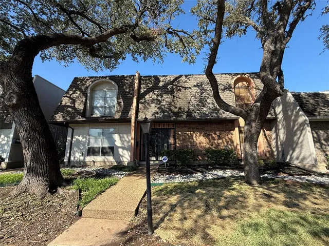 $2,595 | 12513 Burninglog Lane, Dallas, TX 75243