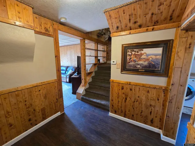 $199,999 | 124 L Street, Rock Springs, WY 82901