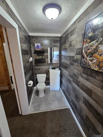 $199,999 | 124 L Street, Rock Springs, WY 82901