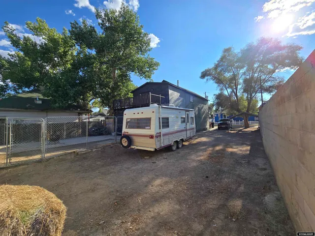 $199,999 | 124 L Street, Rock Springs, WY 82901