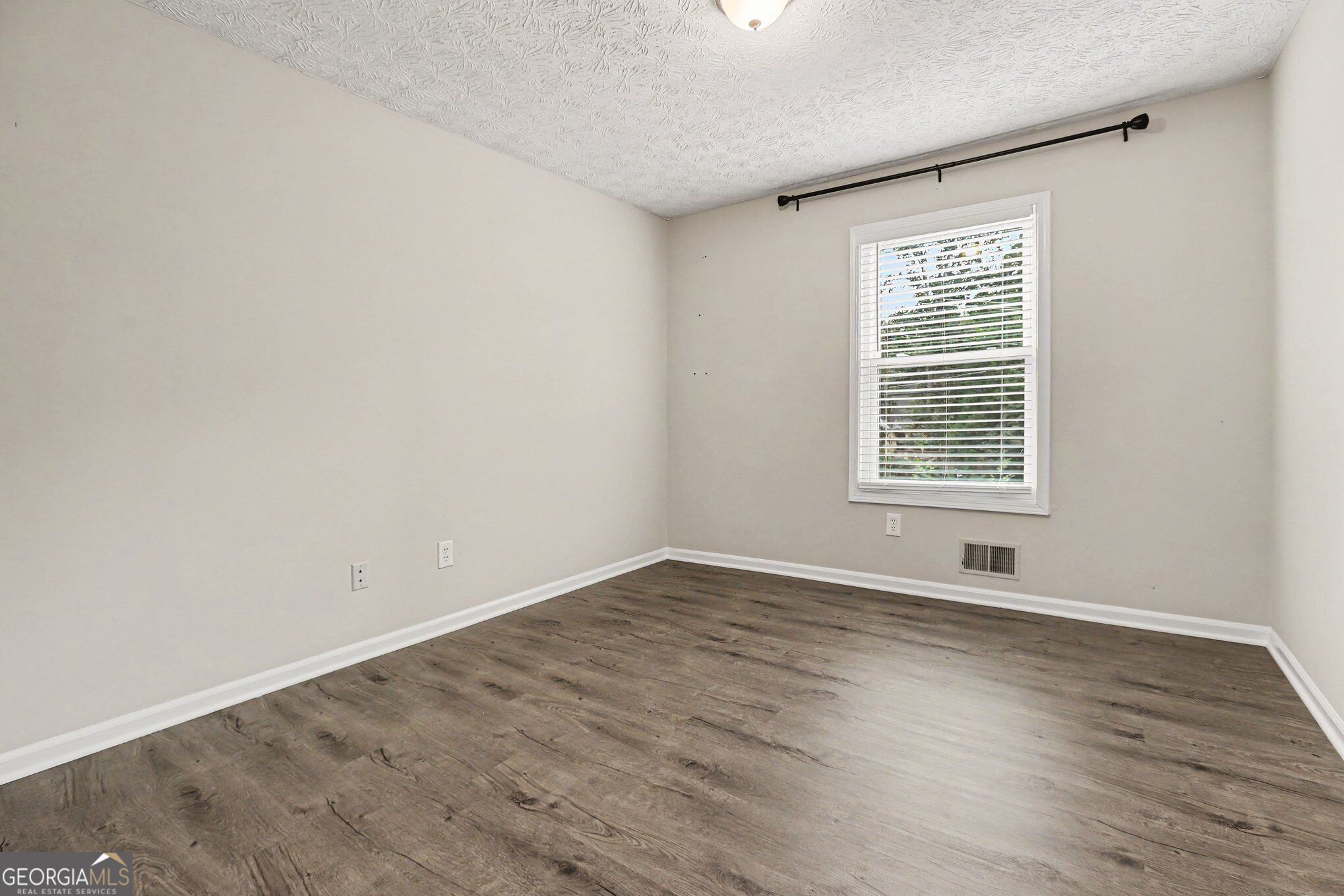 3919 Lower Roswell Road Marietta, GA 30068 - Photo 17 of 27 Gallery Image 17