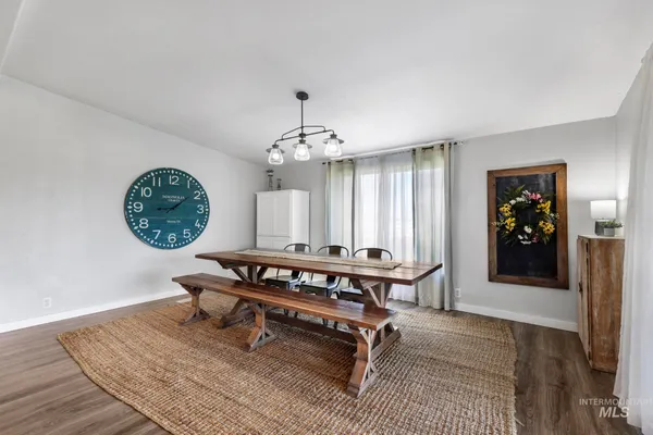 $499,000 | 26 East Huyser Drive, Shoshone, ID 83352