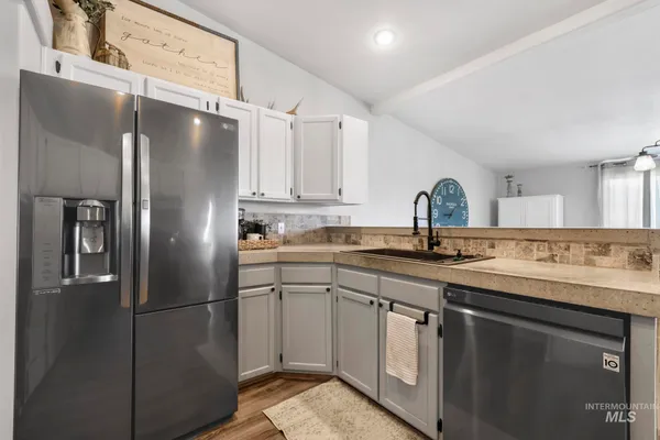 $499,000 | 26 East Huyser Drive, Shoshone, ID 83352