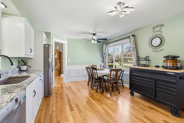$464,900 | 914 Somerset Acres, New Lenox, IL 60451