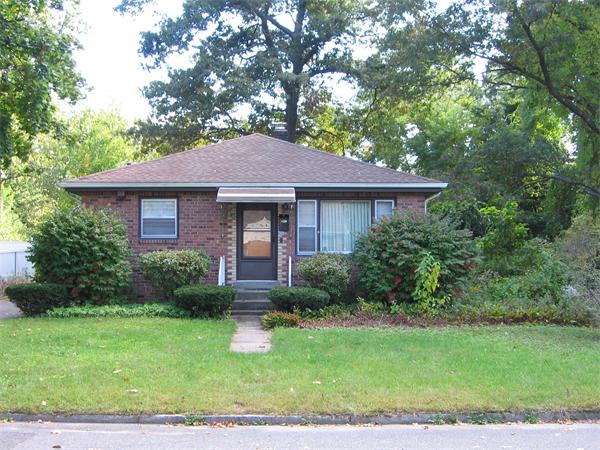 55 Rollins Street Springfield, MA 01109 - Photo 1 of 23 Gallery Image 1