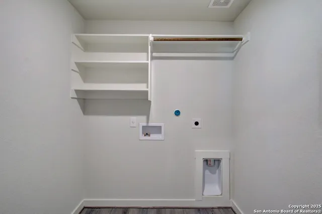 $339,990 | 2502 White Daisy Hill, Converse, TX 78109