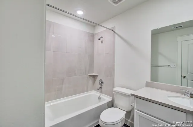 $339,990 | 2502 White Daisy Hill, Converse, TX 78109