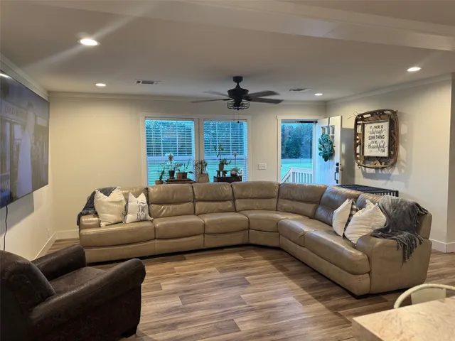 $399,900 | 5330 Highway 75 South, Madisonville, TX 77864