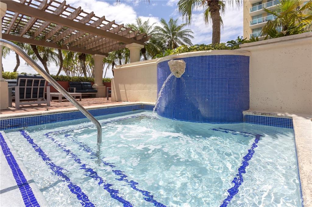 16900 North Bay Road, Unit 21005 Sunny Isles Beach, FL 33160 - Photo 25 of 27