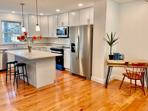 $489,000 | 215 High Street, Unit 21, Taunton, MA 02780