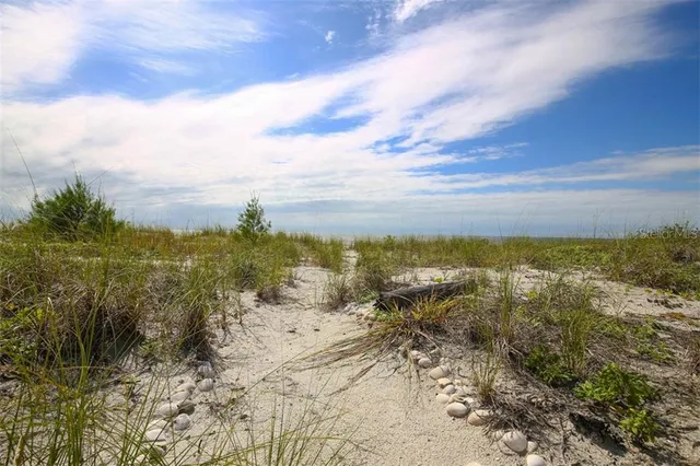 $8,500 | 181 North Gulf Boulevard, Unit 4, Boca Grande, FL 33921