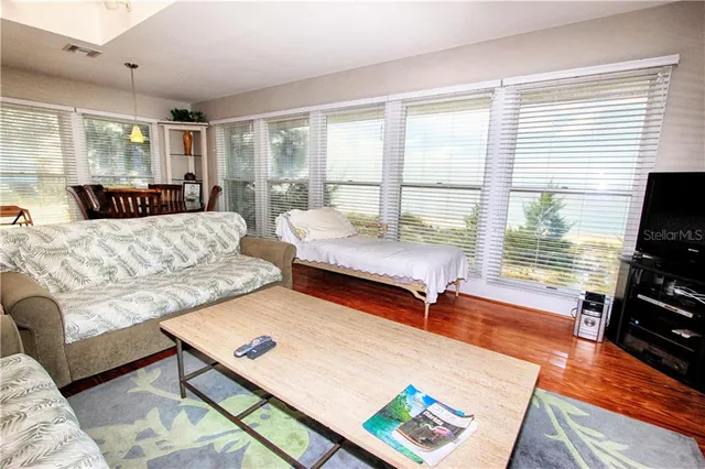 $8,500 | 181 North Gulf Boulevard, Unit 4, Boca Grande, FL 33921