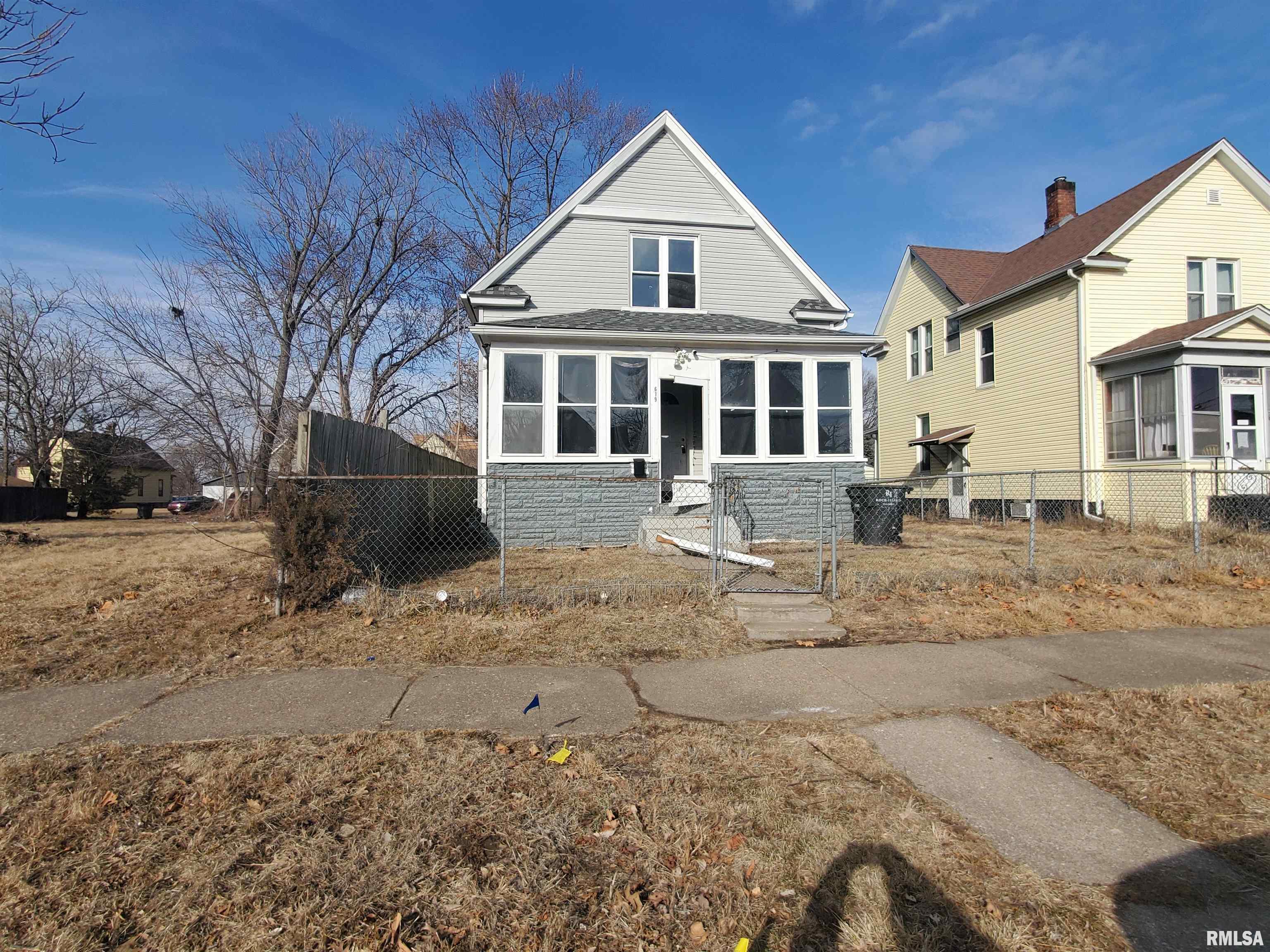 619 13th Avenue Rock Island, IL 61201 - Photo 1 of 12