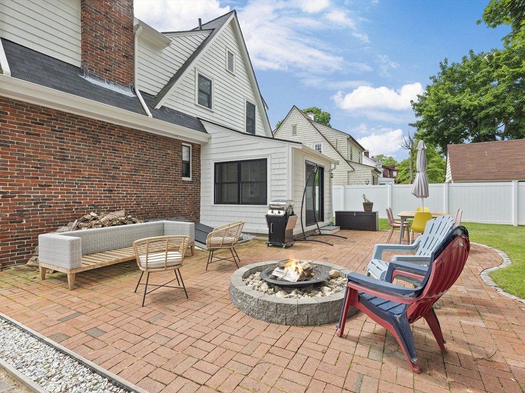9 Lynnbrook Road Lynnfield, MA 01940 - Photo 29 of 33 Gallery Image 29