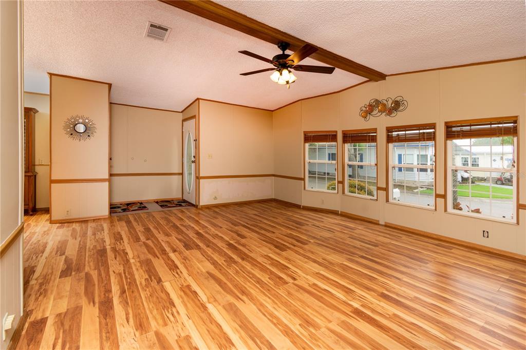 1001 Starkey Road, Unit 82 Largo, FL 33771 - Photo 14 of 47 Gallery Image 14