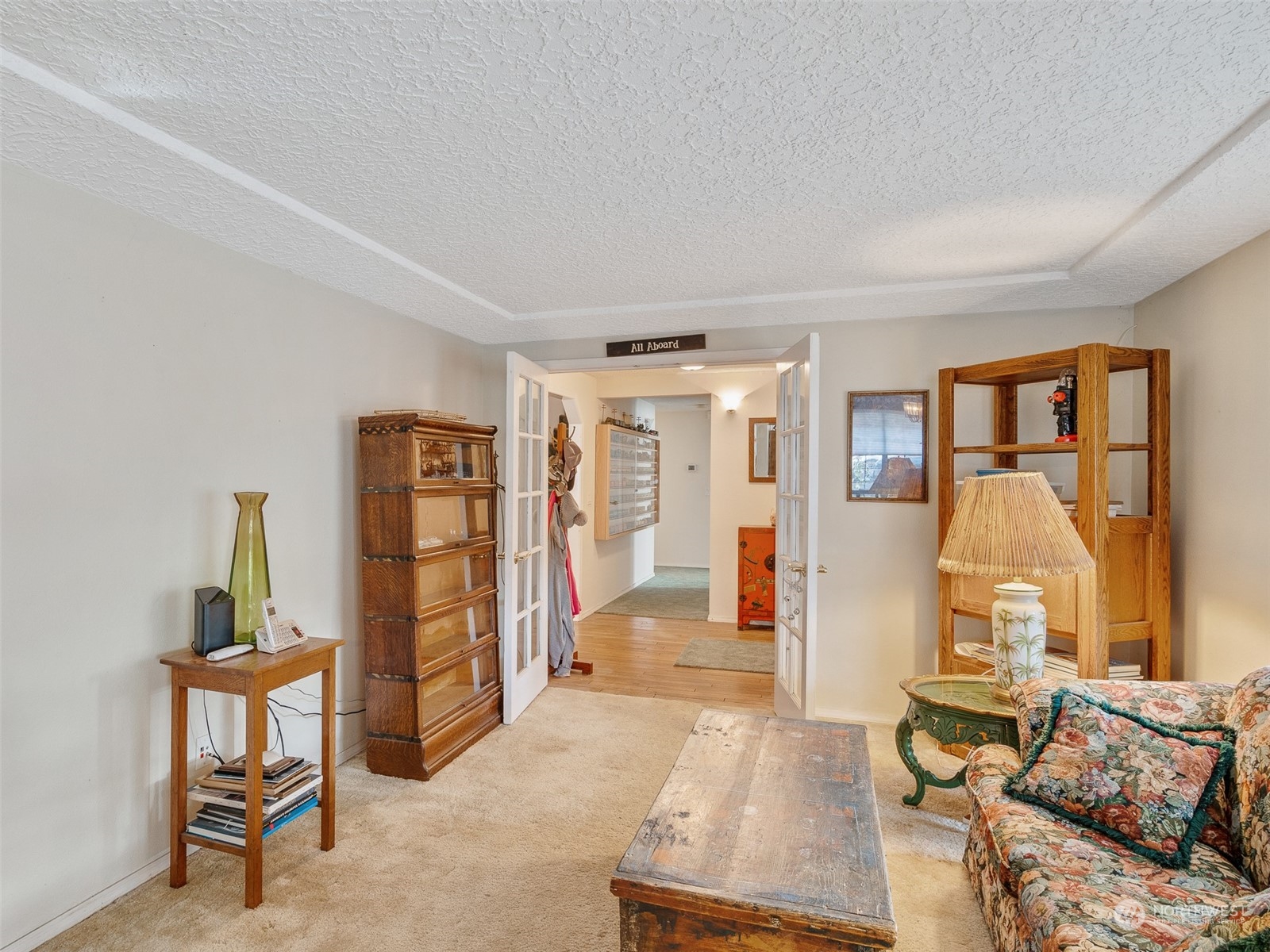 5814 Northwest 169th Street Ridgefield, WA 98642 - Photo 16 of 40 a view of a livingroom with furniture and windows