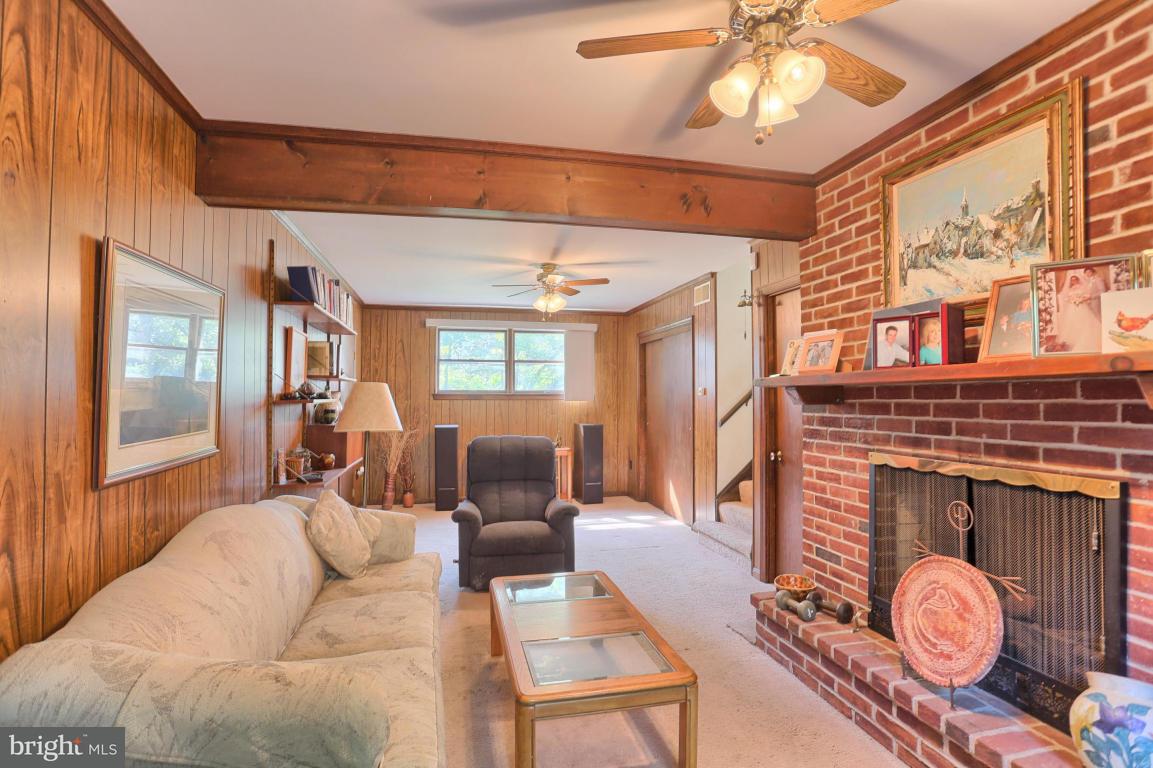 960 Corvair Road Lancaster, PA 17601 - Photo 5 of 38 Gallery Image 5