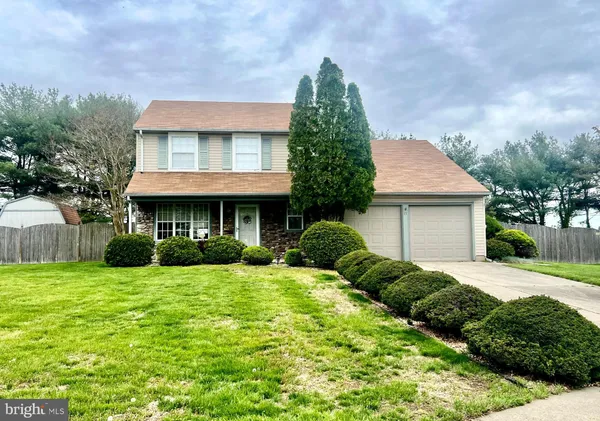 $479,000 | 21 Laurelwood Lane, Mount Holly, NJ 08060