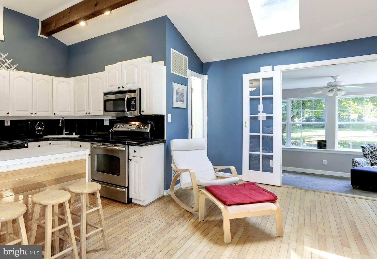 1885 Severn Grove Road Annapolis, MD 21401 - Photo 12 of 30 Sunroom for Expanded Dining / Entertaining Options