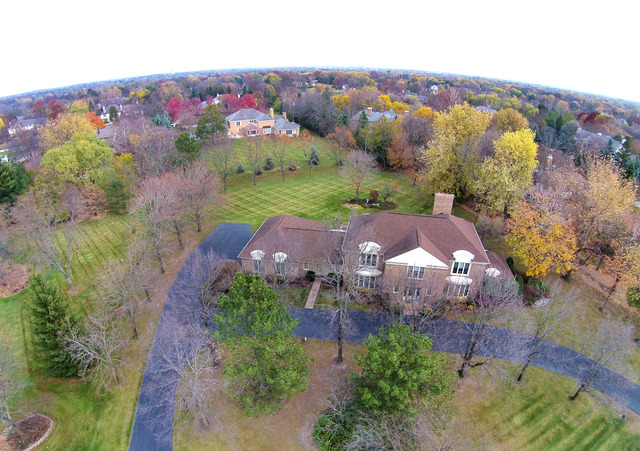 592 Windsor Circle Inverness, IL 60067 - Photo 1 of 25