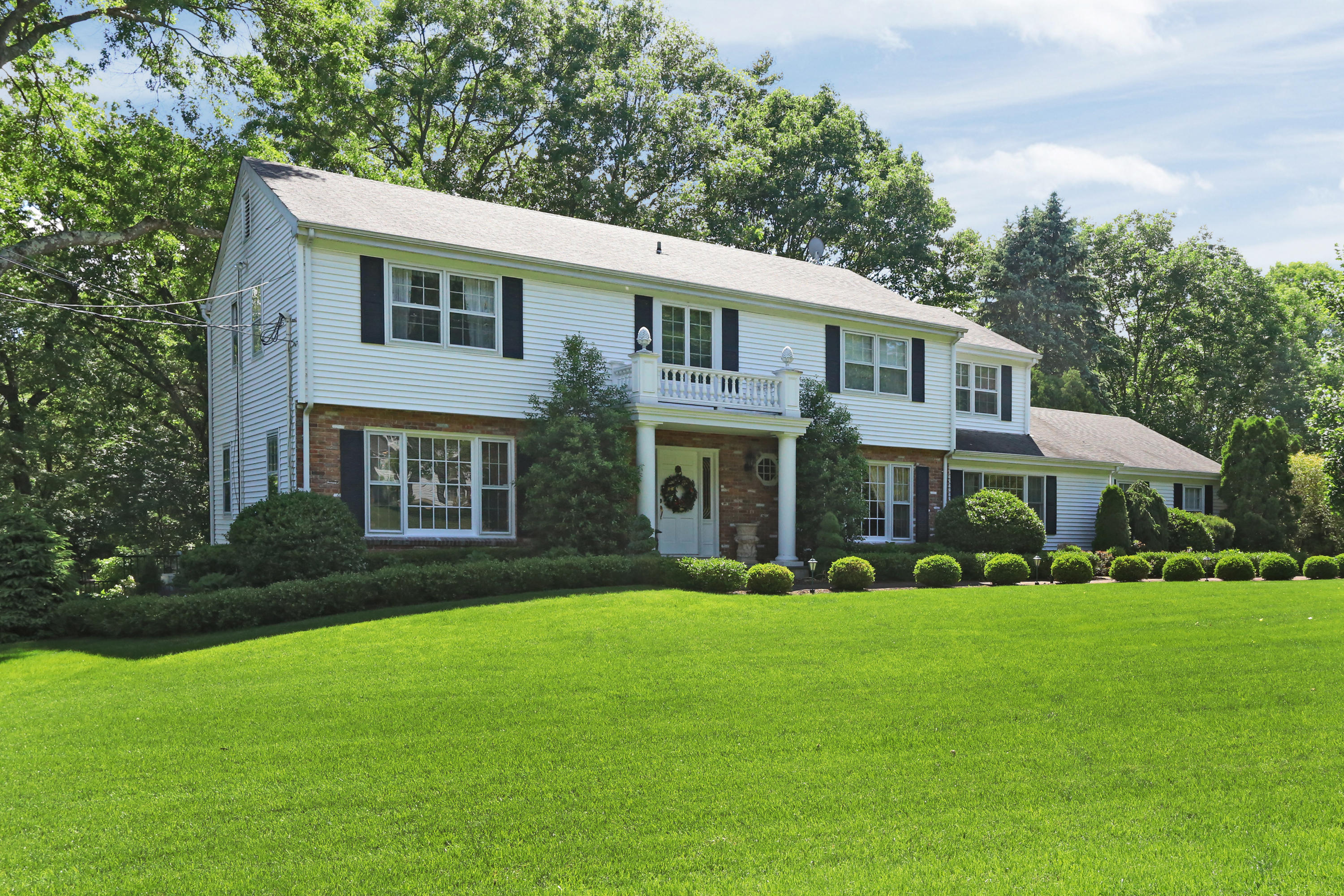 25 Princes Pine Road Norwalk, CT 06850 - Photo 1 of 29 FRONT