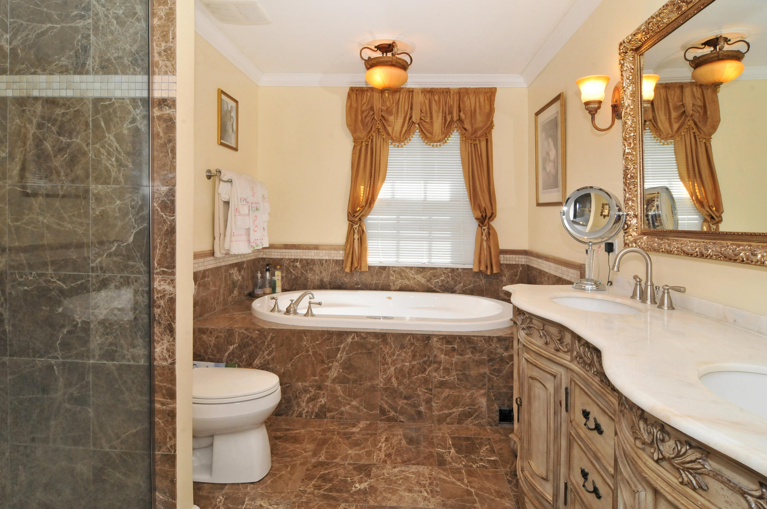 25 Princes Pine Road Norwalk, CT 06850 - Photo 13 of 29 MASTER BATH