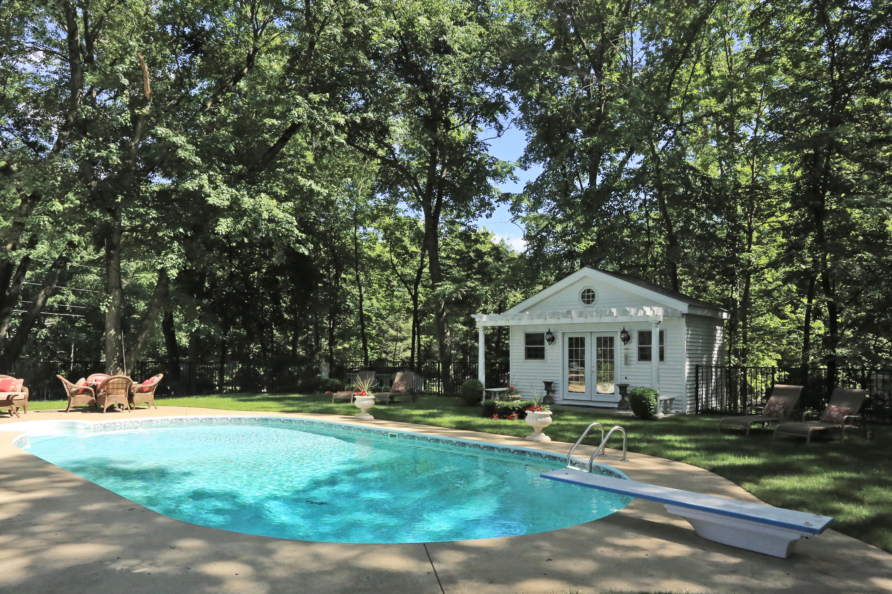 25 Princes Pine Road Norwalk, CT 06850 - Photo 15 of 29 POOL & POOL HOUSE