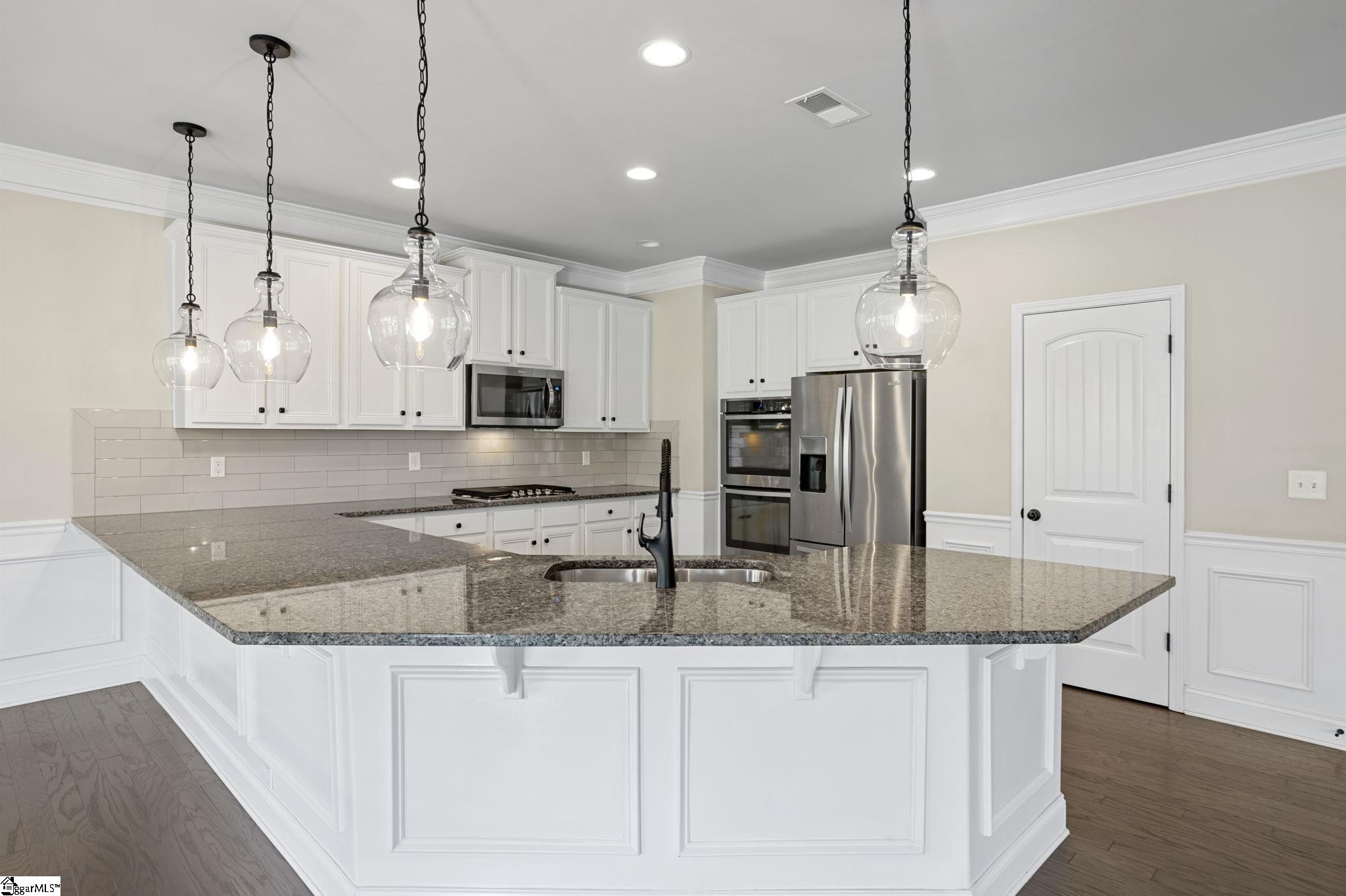 517 Grandon Road Greer, SC 29651 - Photo 13 of 34