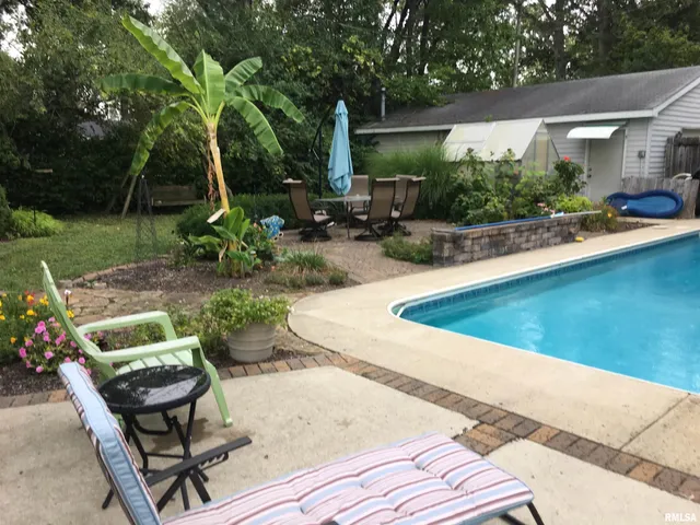 $237,000 | 821 East 6th Street, Centralia, IL 62801