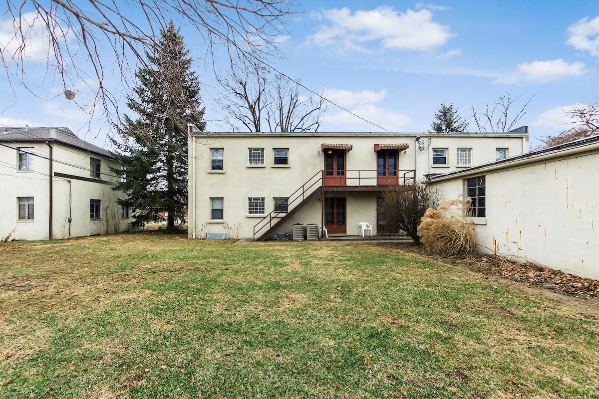 2074 Ridgeview Road, Unit B Columbus, OH 43221 - Photo 19 of 21