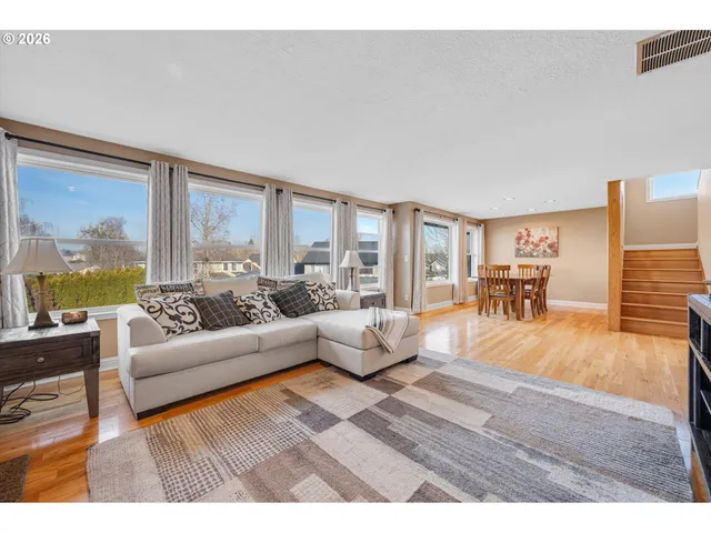 $569,900 | 2039 Flag Stone Court Northeast, Keizer, OR 97303