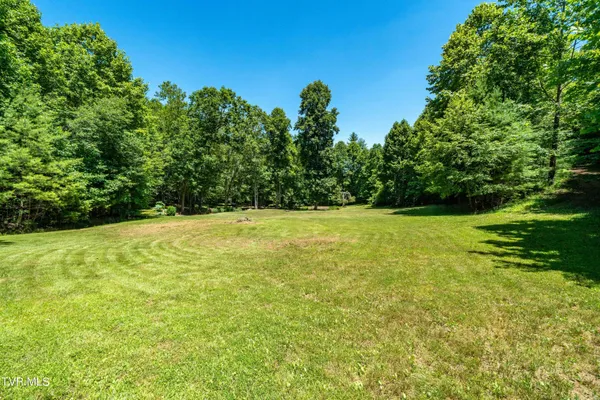 $575,000 | 542 Rainbow Road, Mountain City, TN 37683