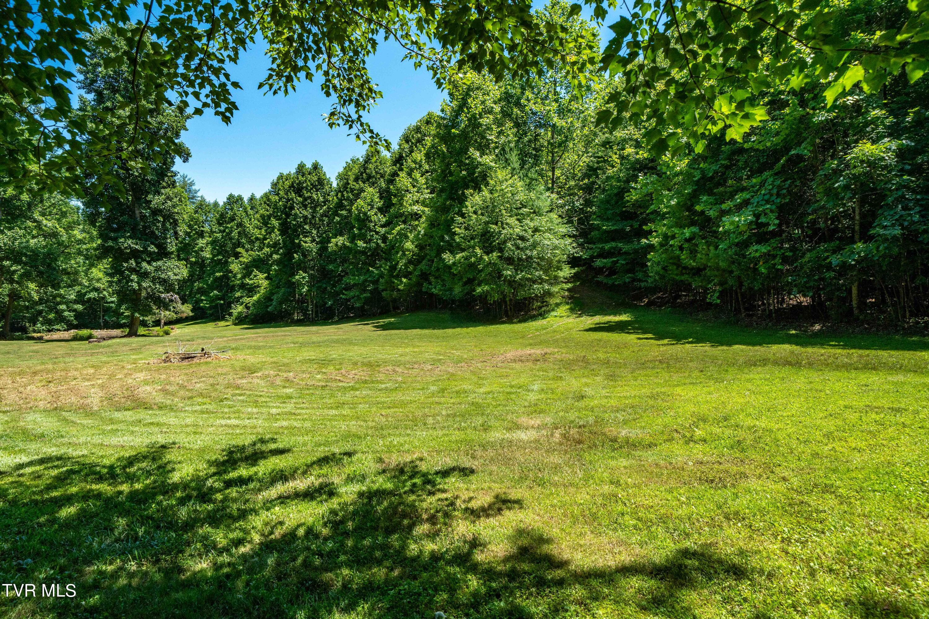542 Rainbow Road Mountain City, TN 37683 - Photo 33 of 87 542 Rainbow Road (49 of 88)