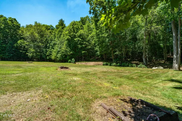 $575,000 | 542 Rainbow Road, Mountain City, TN 37683