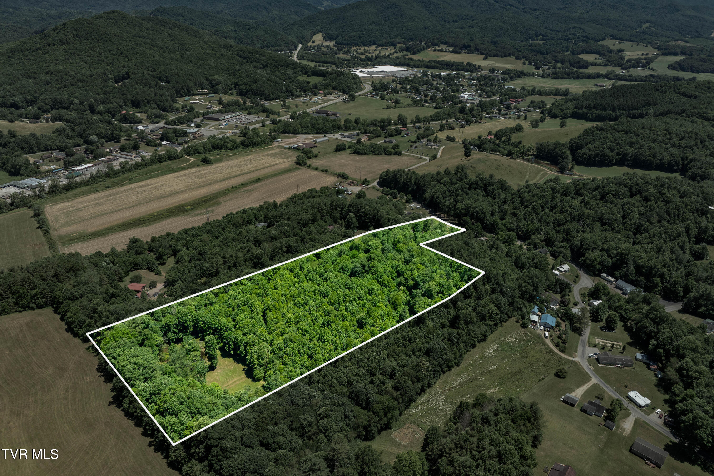 542 Rainbow Road Mountain City, TN 37683 - Photo 77 of 87 542 Rainbow Road (5 of 88)