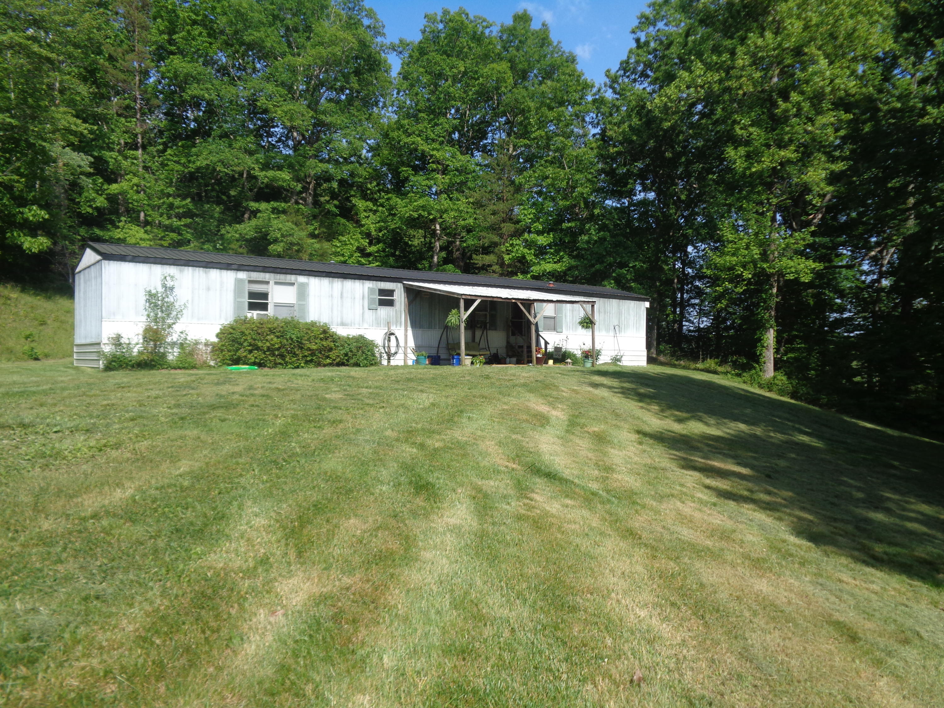 710 Cross Country Road London, KY 40741 - Photo 1 of 31 DSC04400