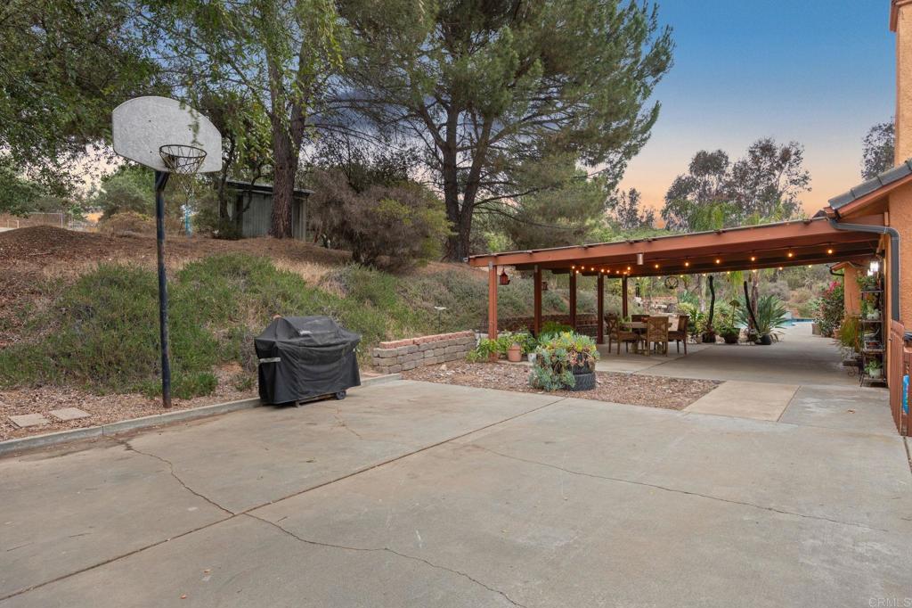 19079 Paradise Mountain Road Valley Center, CA 92082 - Photo 29 of 58
