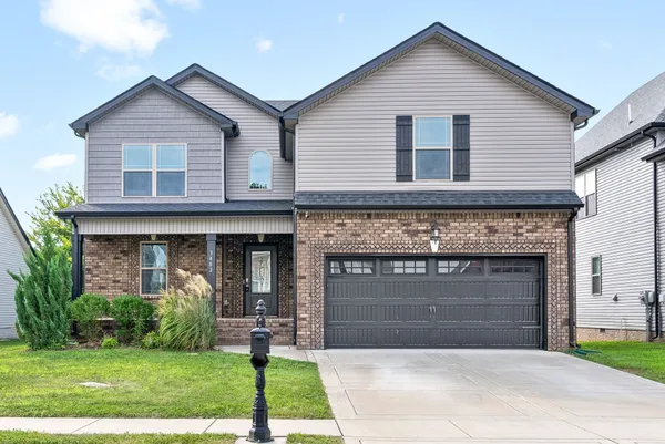 $2,350 | 3482 Southwood Drive, Clarksville, TN 37042